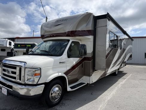 Used 2019 Ford E-450 and Econoline 450 Super Duty w/ Motorhome Prep Package RWD image 41