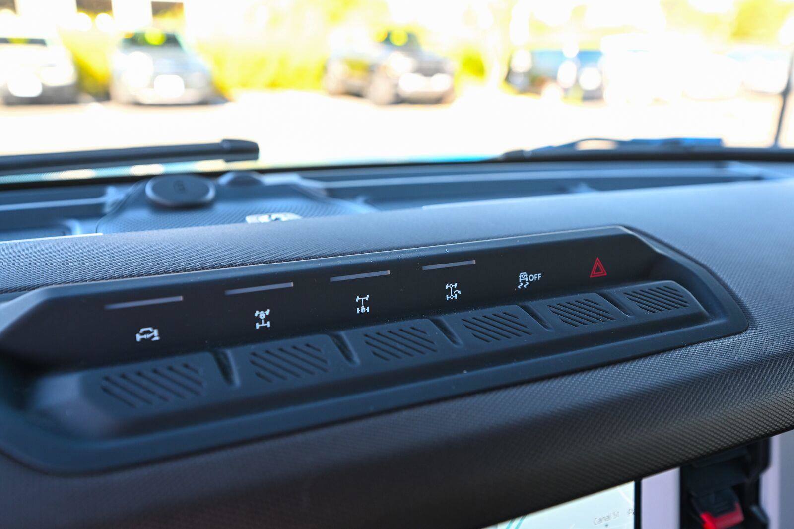 Used 2024 Ford Bronco Heritage Edition AWD/4WD image 37
