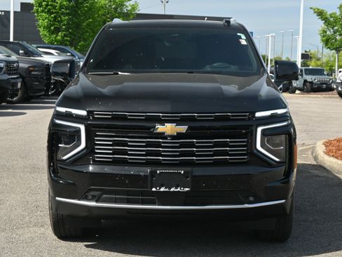 Used 2025 Chevrolet Tahoe High Country image 5