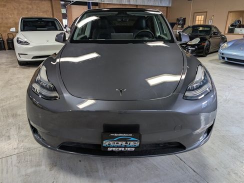 Used 2021 Tesla Model Y Long Range AWD/4WD image 6
