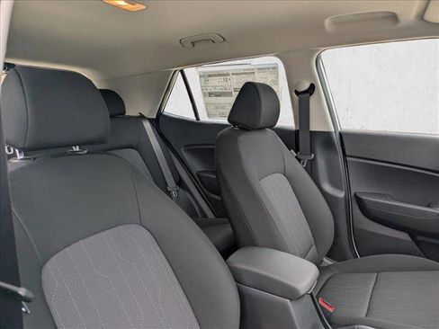 New 2026 Hyundai Venue SE image 21