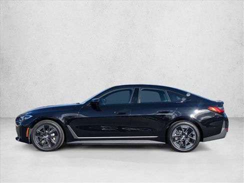 Certified 2023 BMW i4 eDrive35 w/ Premium Package image 9