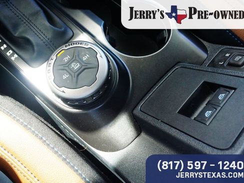 Used 2023 Ford Bronco Outer Banks AWD/4WD image 14
