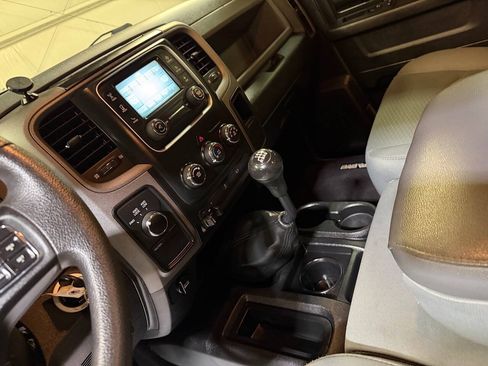 Used 2018 RAM 2500 Tradesman w/ Chrome Appearance Group AWD/4WD image 2