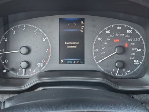Used 2025 Toyota Corolla LE FWD image 20
