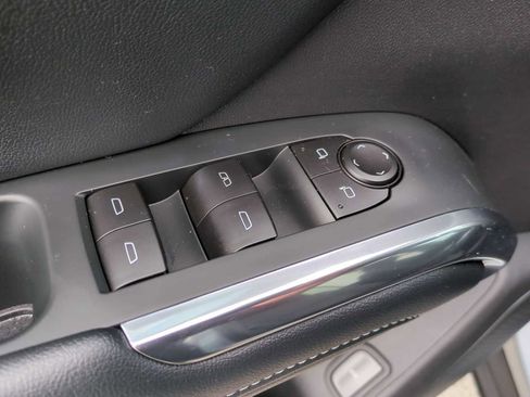 Used 2026 Chevrolet Traverse LT w/ Driver Confidence Package image 22