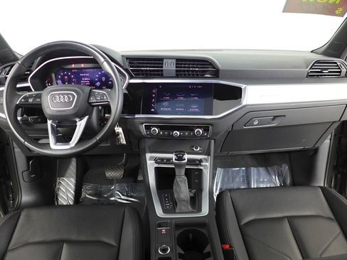 Used 2022 Audi Q3 2.0T Premium w/ Convenience Package image 25