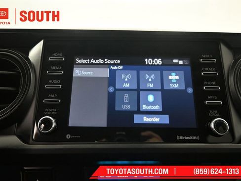 Used 2023 Toyota Tacoma SR AWD/4WD image 15