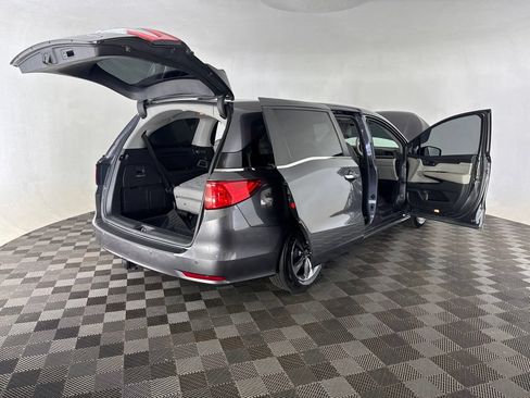 Used 2018 Honda Odyssey Touring image 15