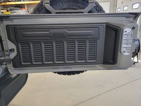 Used 2022 Jeep Wrangler Unlimited Sport w/ Sun And Sound Package AWD/4WD image 76