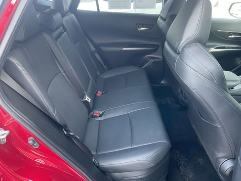 Used 2023 Toyota Venza Nightshade AWD/4WD image 19