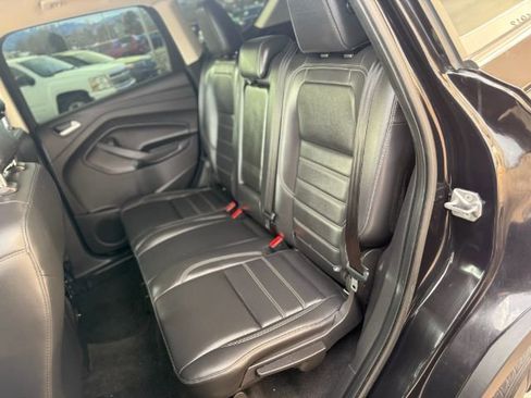 Used 2019 Ford Escape SEL image 19