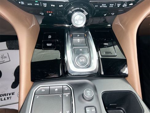 Used 2023 Acura MDX SH-AWD w/ Technology Package image 18