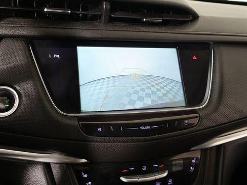Used 2018 Cadillac XT5 Premium Luxury image 6