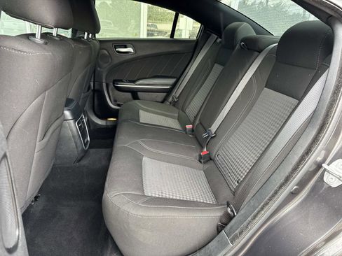 Used 2022 Dodge Charger SXT image 13
