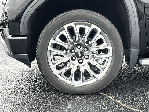 Used 2023 GMC Sierra 1500 Denali Ultimate image 14