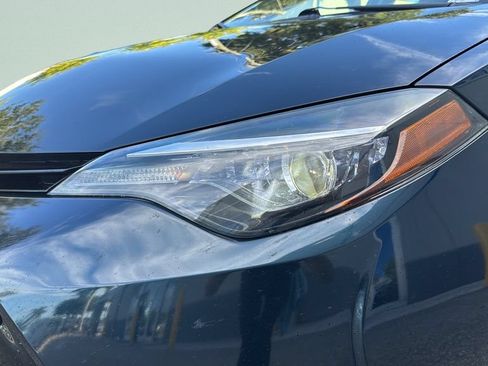 Used 2018 Toyota Corolla LE FWD image 36