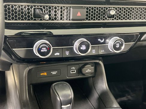 Used 2023 Honda Civic Sport image 15