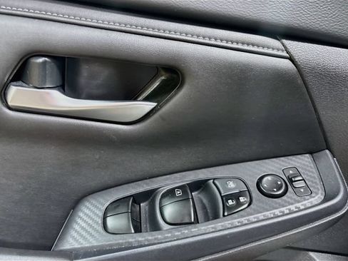 Used 2023 Nissan Sentra SV w/ All-Weather Package FWD image 16