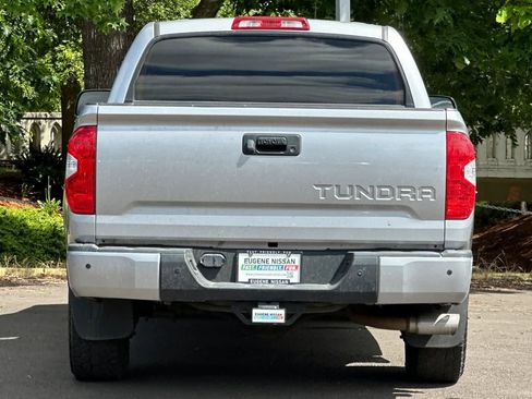 Used 2018 Toyota Tundra SR5 w/ SR5 Upgrade Package RWD image 7