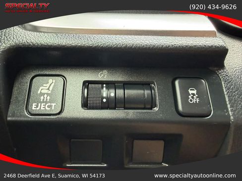 Used 2015 Subaru Crosstrek 2.0i Premium w/ Moonroof Package AWD/4WD image 28