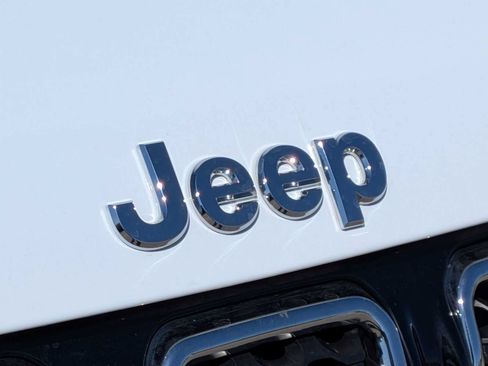 Used 2024 Jeep Compass Limited AWD/4WD image 18