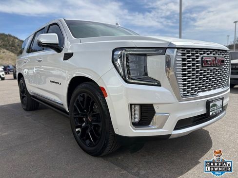 Used 2023 GMC Yukon Denali w/ Denali Reserve Package image 11