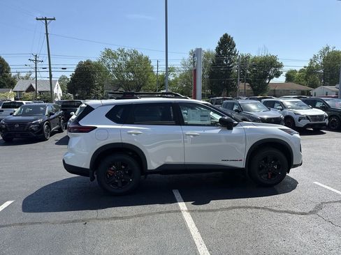 New 2026 Nissan Rogue SV AWD/4WD image 14