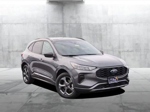 Certified 2024 Ford Escape ST-Line image 2