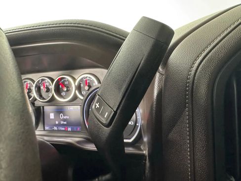 Used 2020 Chevrolet Silverado 1500 LTZ image 23