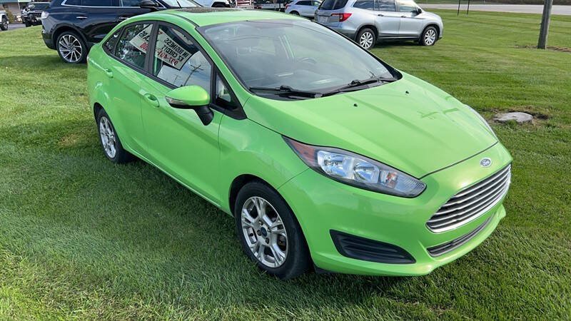 Used 2014 Ford Fiesta SE FWD image 3