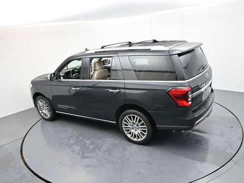 Used 2023 Ford Expedition Platinum AWD/4WD image 26