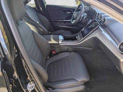 Certified 2025 Mercedes-Benz C 300 4MATIC Sedan image 21