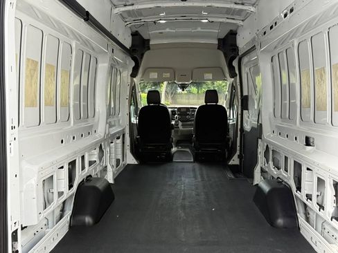 Used 2021 Ford Transit 350 148 High Roof Extended RWD image 3