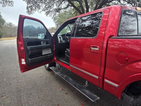 Used 2012 Ford F150 Platinum image 18