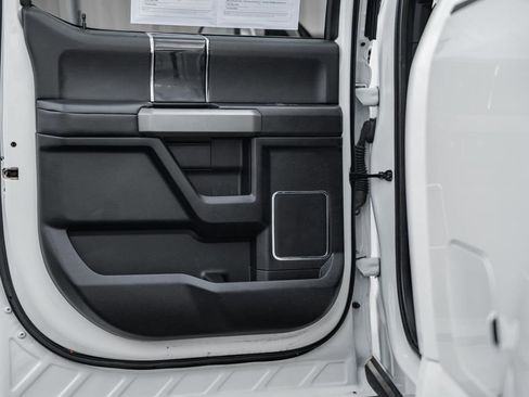 Used 2021 Ford F250 Platinum w/ Tremor Off-Road Package image 42