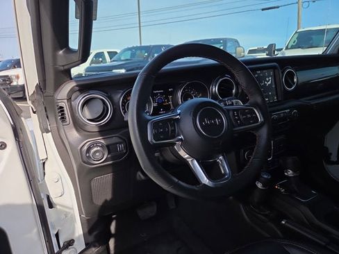 Used 2023 Jeep Wrangler Unlimited Rubicon 392 w/ Xtreme Recon 35" Tire Package AWD/4WD image 8