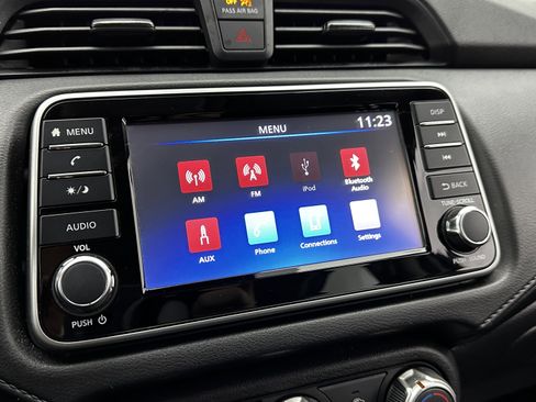 Used 2023 Nissan Versa S w/ Trunk Package image 14