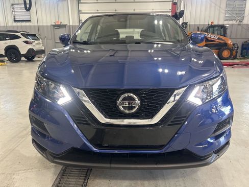 Used 2022 Nissan Rogue Sport S image 18