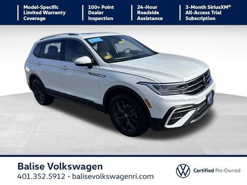 Certified 2024 Volkswagen Tiguan SE w/ Panoramic Sunroof Package image 1