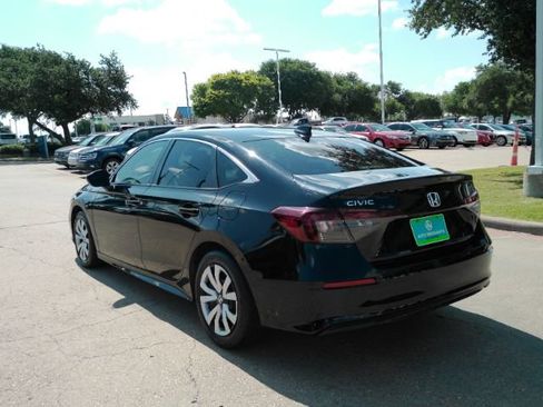 Used 2025 Honda Civic LX image 9