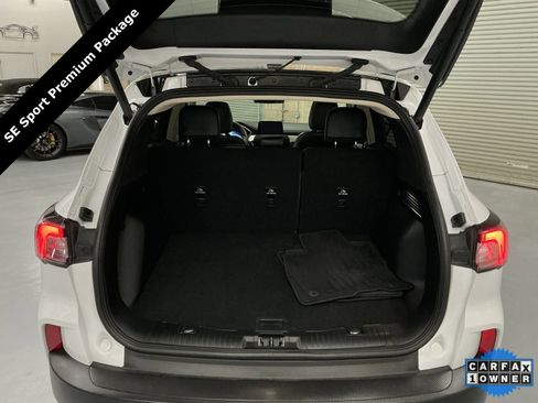 Used 2020 Ford Escape SE Sport image 15