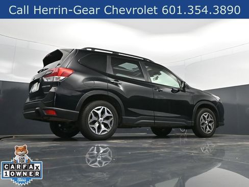 Used 2023 Subaru Forester Premium AWD/4WD image 42