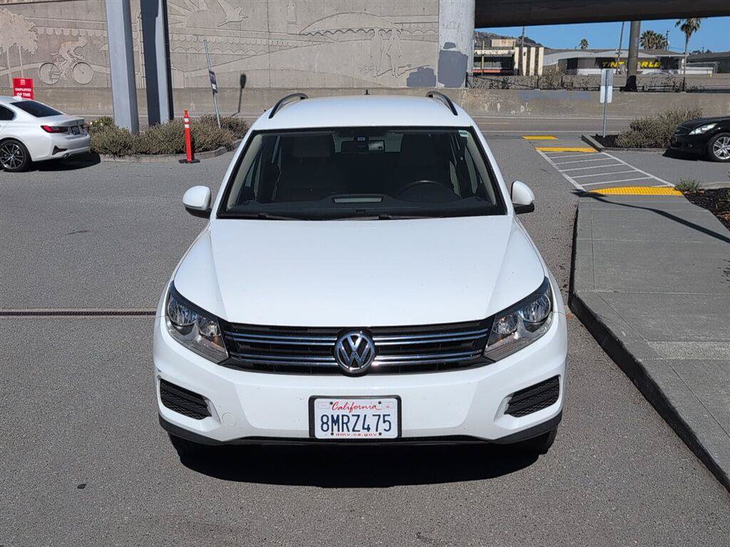 Used 2017 Volkswagen Tiguan S FWD image 3