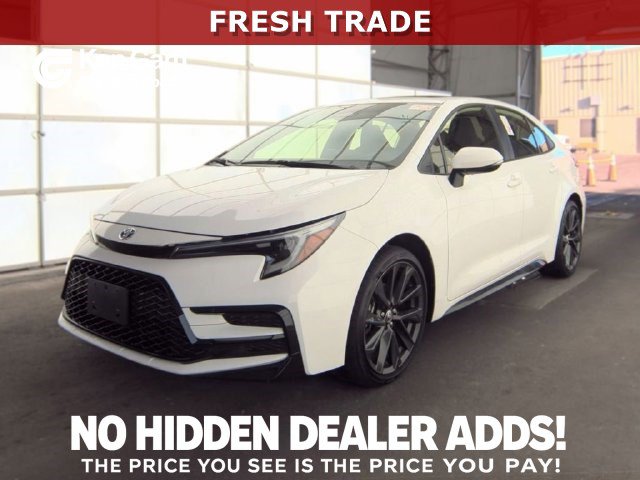 Used 2024 Toyota Corolla SE w/ SE Package FWD image 1