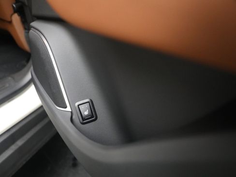 Certified 2022 Maserati Levante Modena image 27