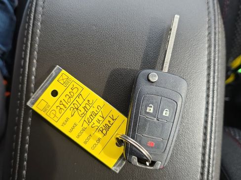Used 2017 GMC Terrain SLE AWD/4WD image 21