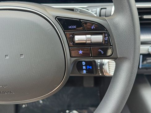 Used 2025 Hyundai Ioniq 6 SE RWD image 20
