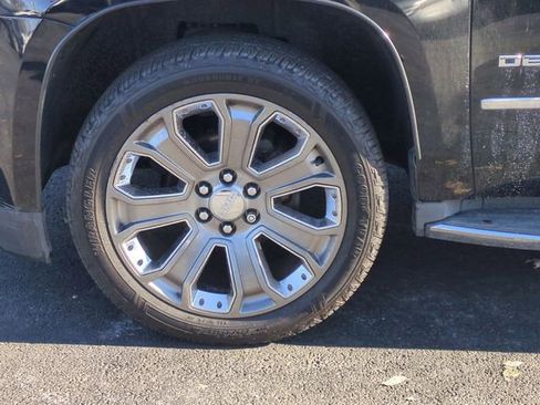 Used 2016 GMC Yukon Denali w/ Open Road Package image 35