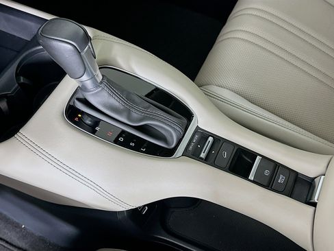 Used 2024 Honda HR-V EX-L image 24